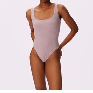 ✨parade vintage fit bodysuit✨